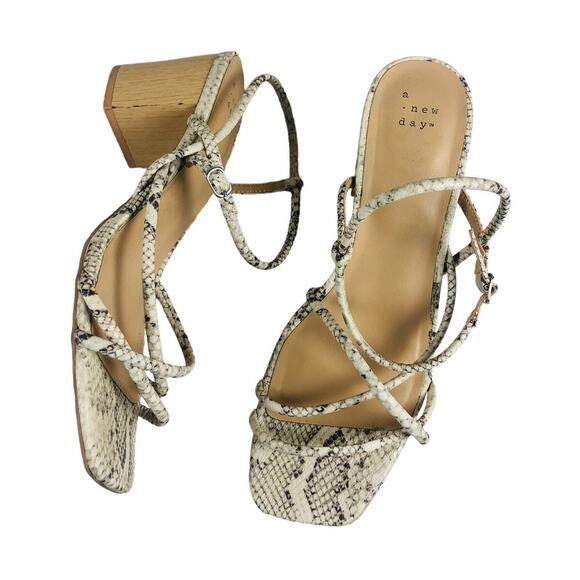 A New Day Sandals US 10 Snake Embossed Strappy Peep Toe Faux Leather Block Heels - Picture 2 of 6
